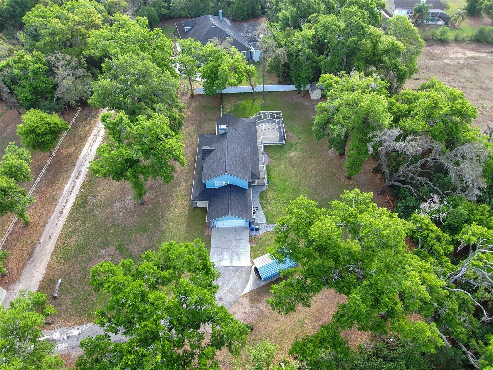 2119 Shady Oaks Dr photo 3