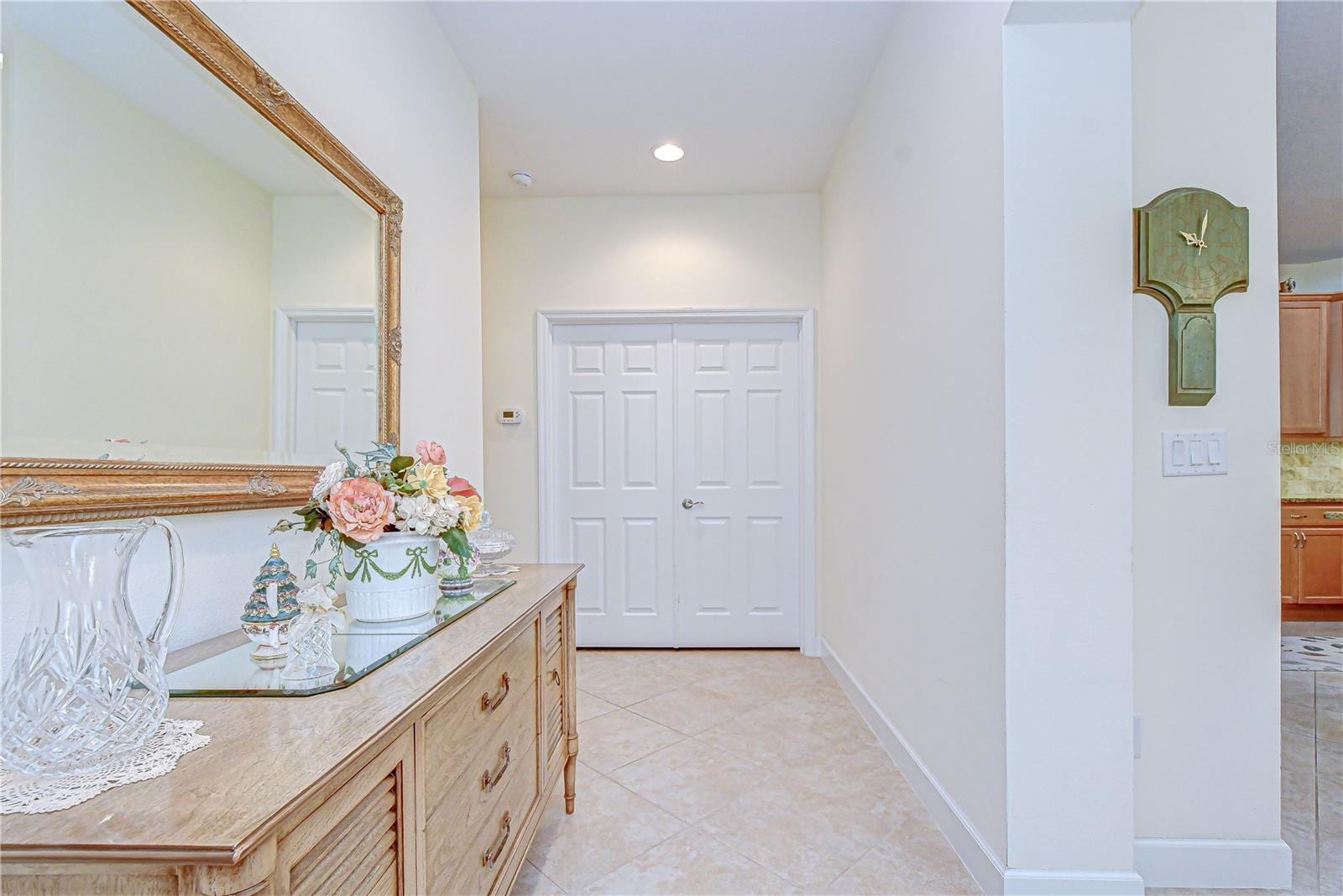 984 Pembroke Point Way photo 4
