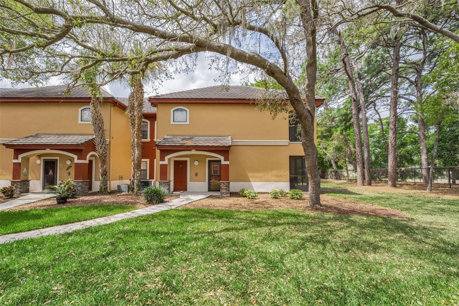 2141 Portofino Pl #28-2815 photo 4