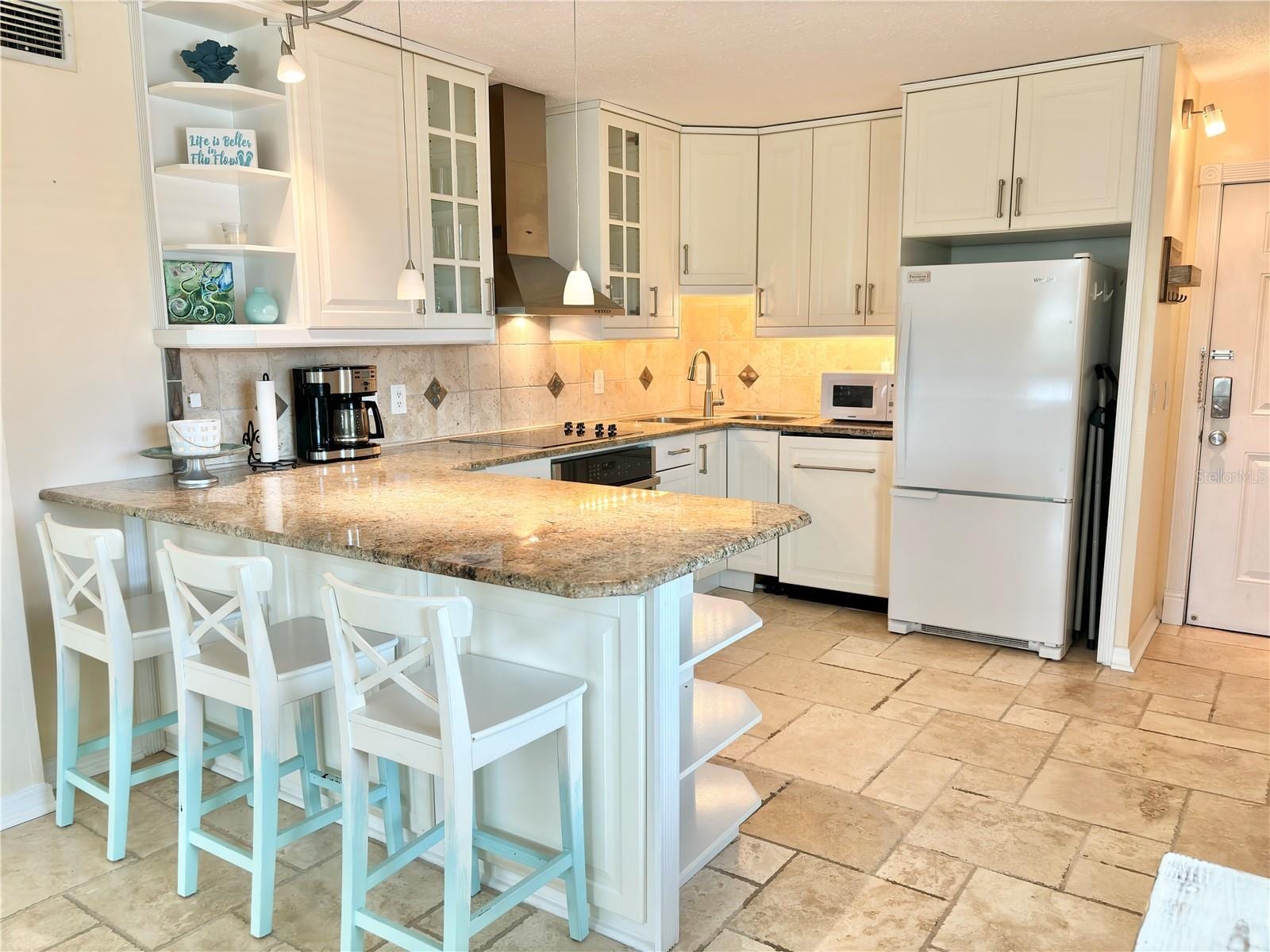 18650 Gulf Blvd #315 photo 4