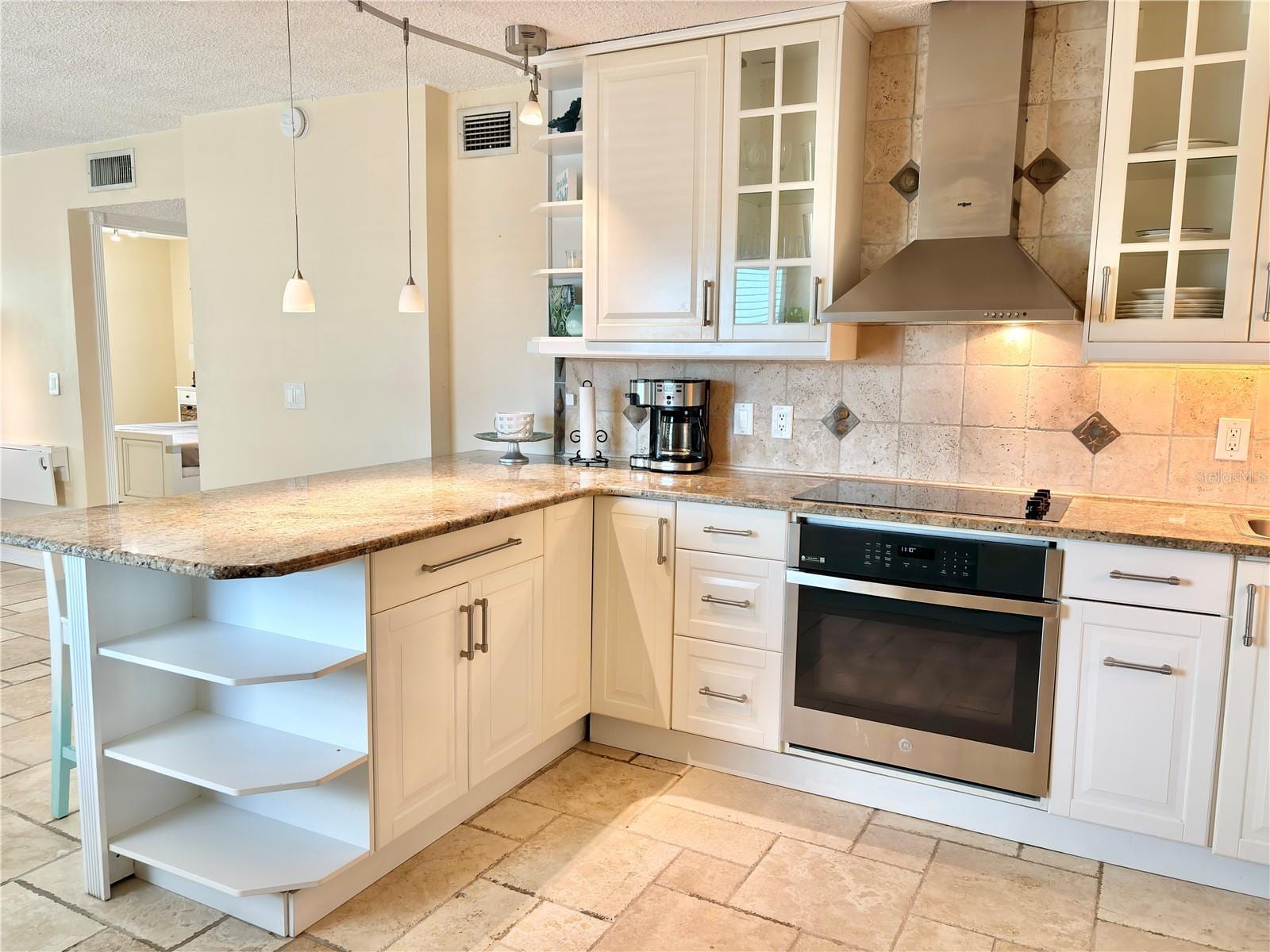 18650 Gulf Blvd #315 photo 5