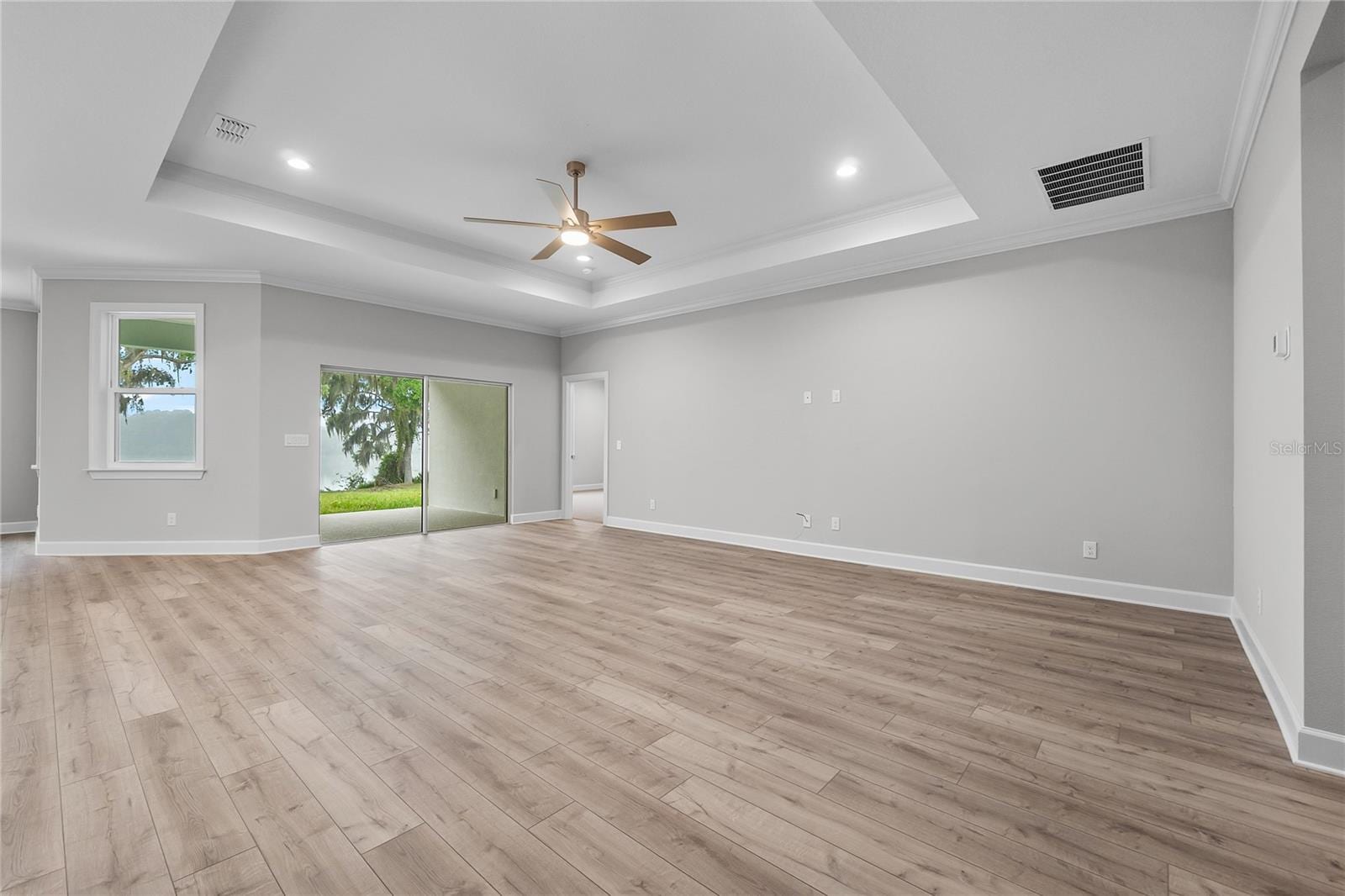 4545 Fairway Oaks Dr photo 5