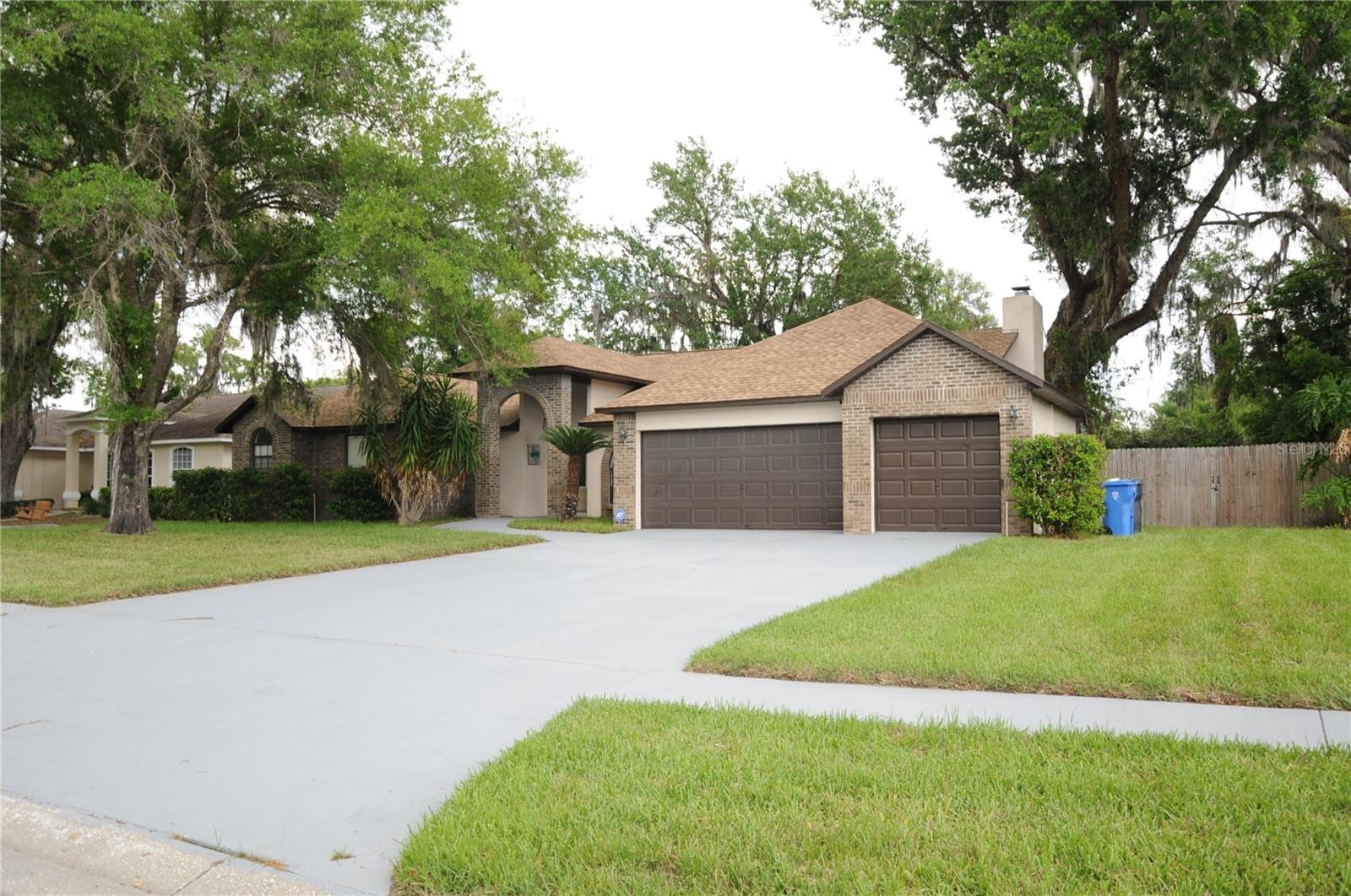 2106 Whitlock Pl photo 3