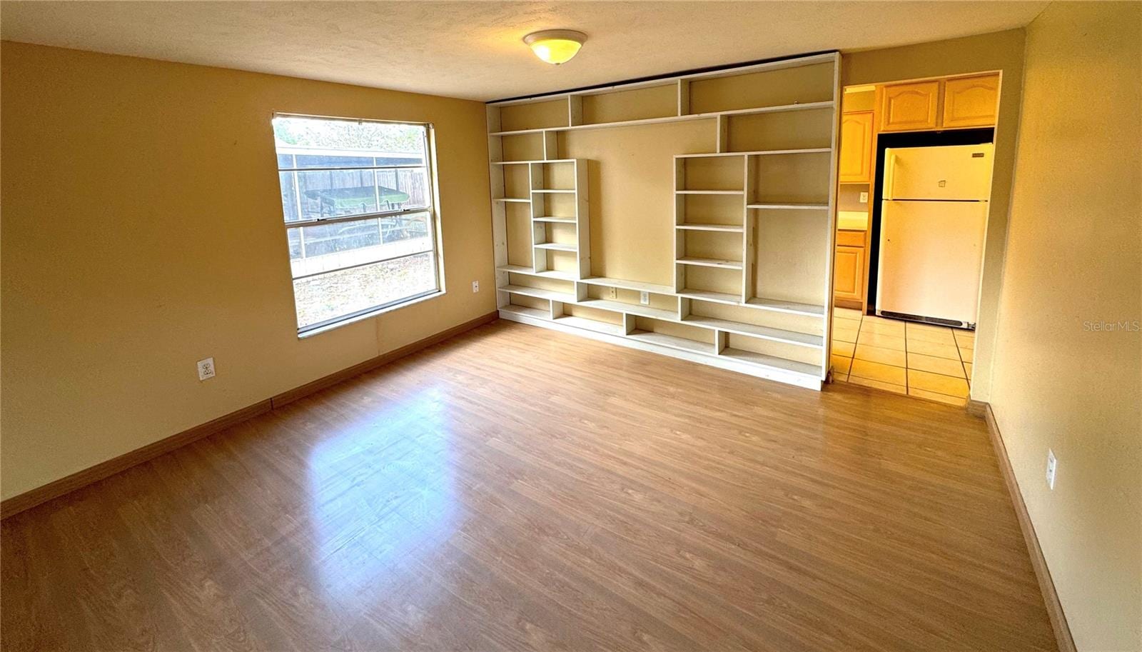 1815 Lowry Ave photo 5