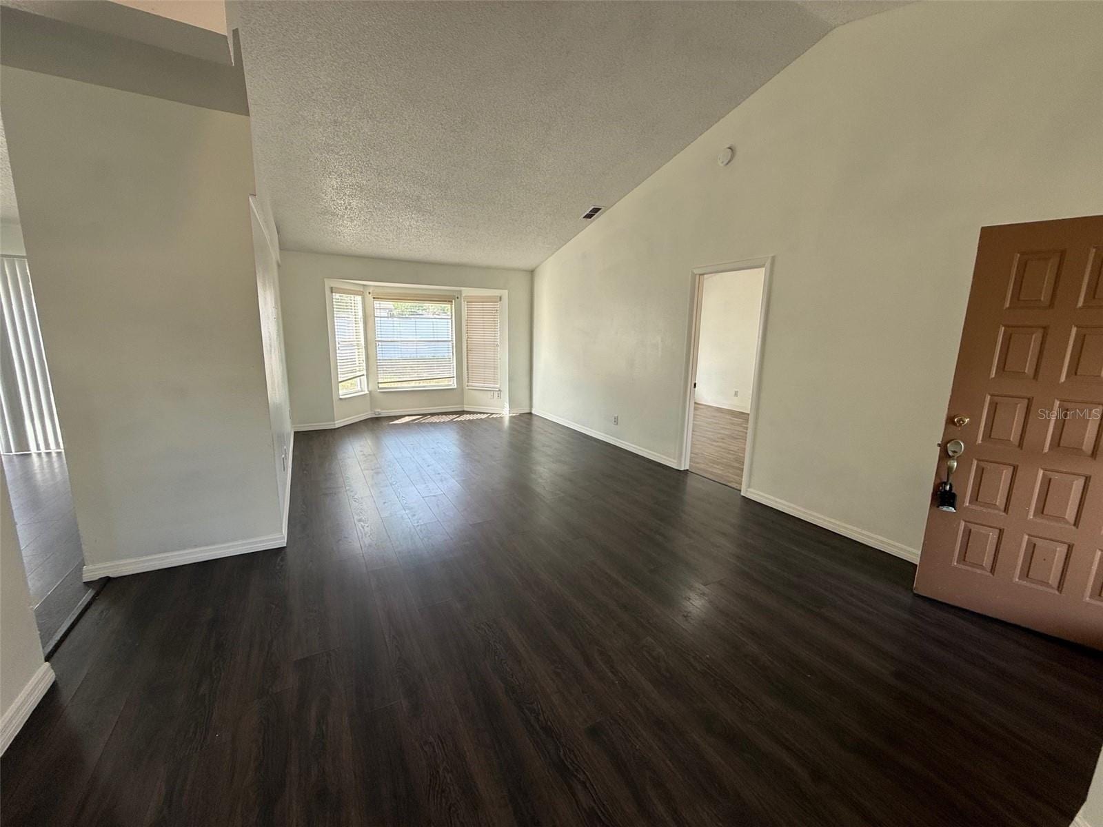 13102 Linden Dr photo 3