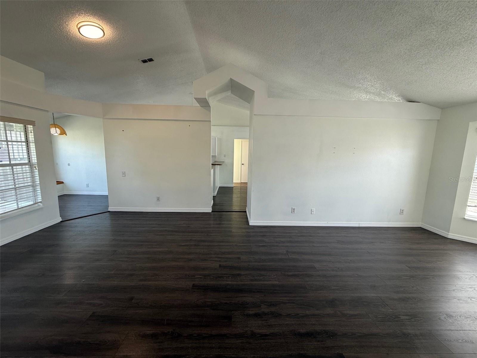 13102 Linden Dr photo 4