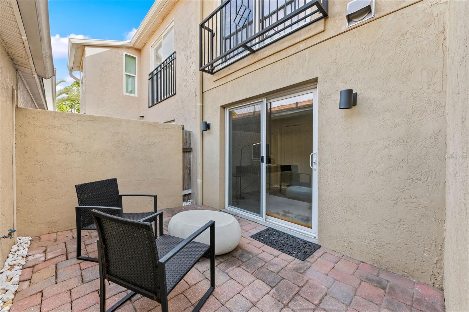 105 E Davis Blvd #B photo 4