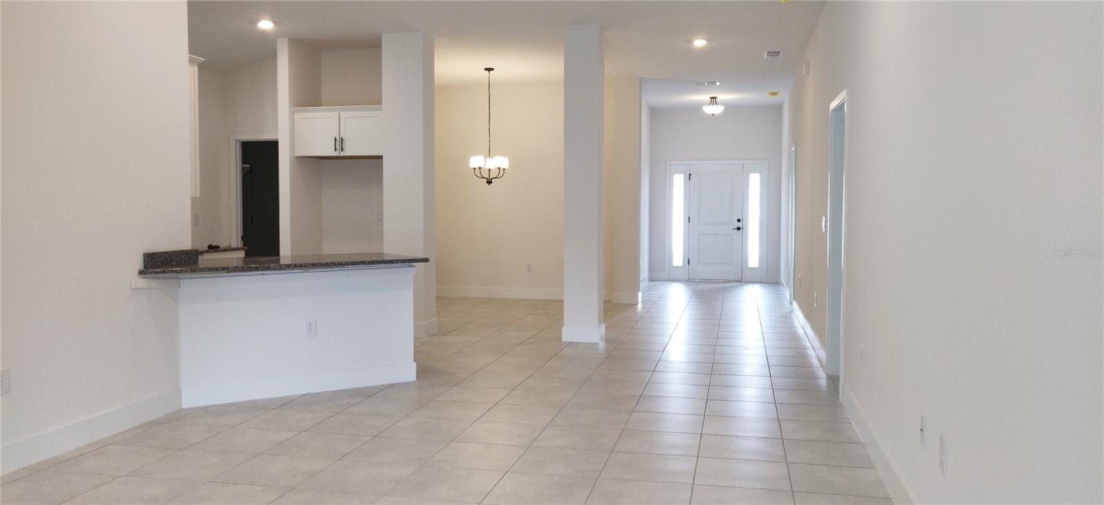 5525 Ocean Breeze Dr photo 3