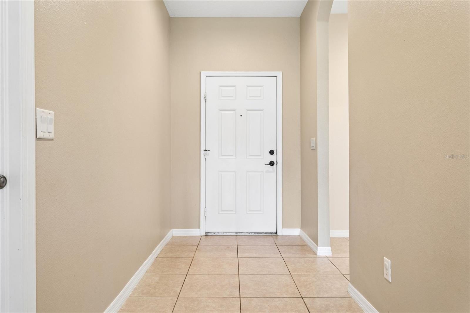 3033 Gem Luster CT photo 4