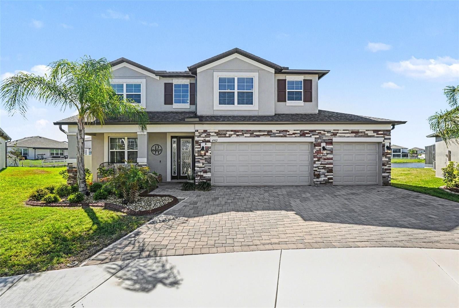 4902 Eagle Rock Dr photo 2