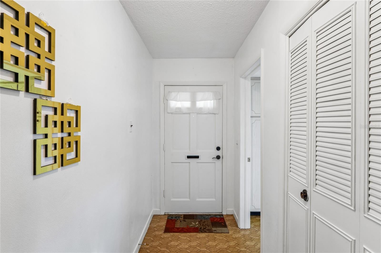 1611 S Lake Ave #1 photo 3