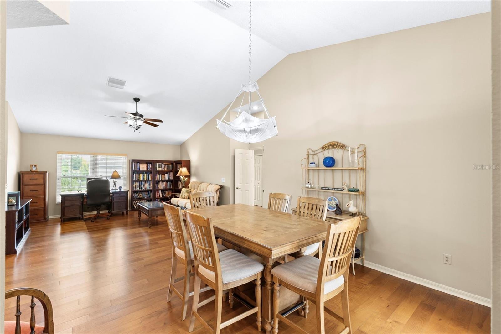 2686 Scobee Dr photo 5