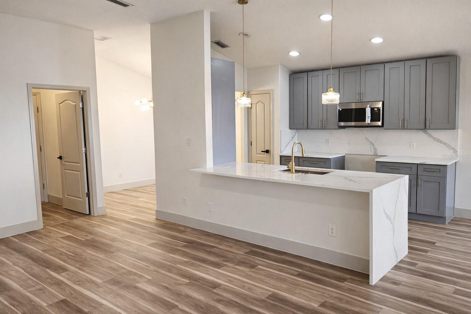 4501 Arizona Sun CT photo 3