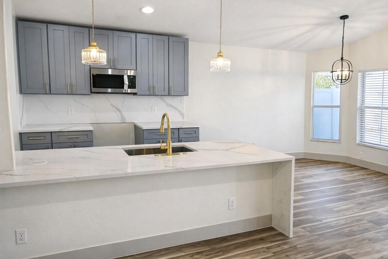 4501 Arizona Sun CT photo 4