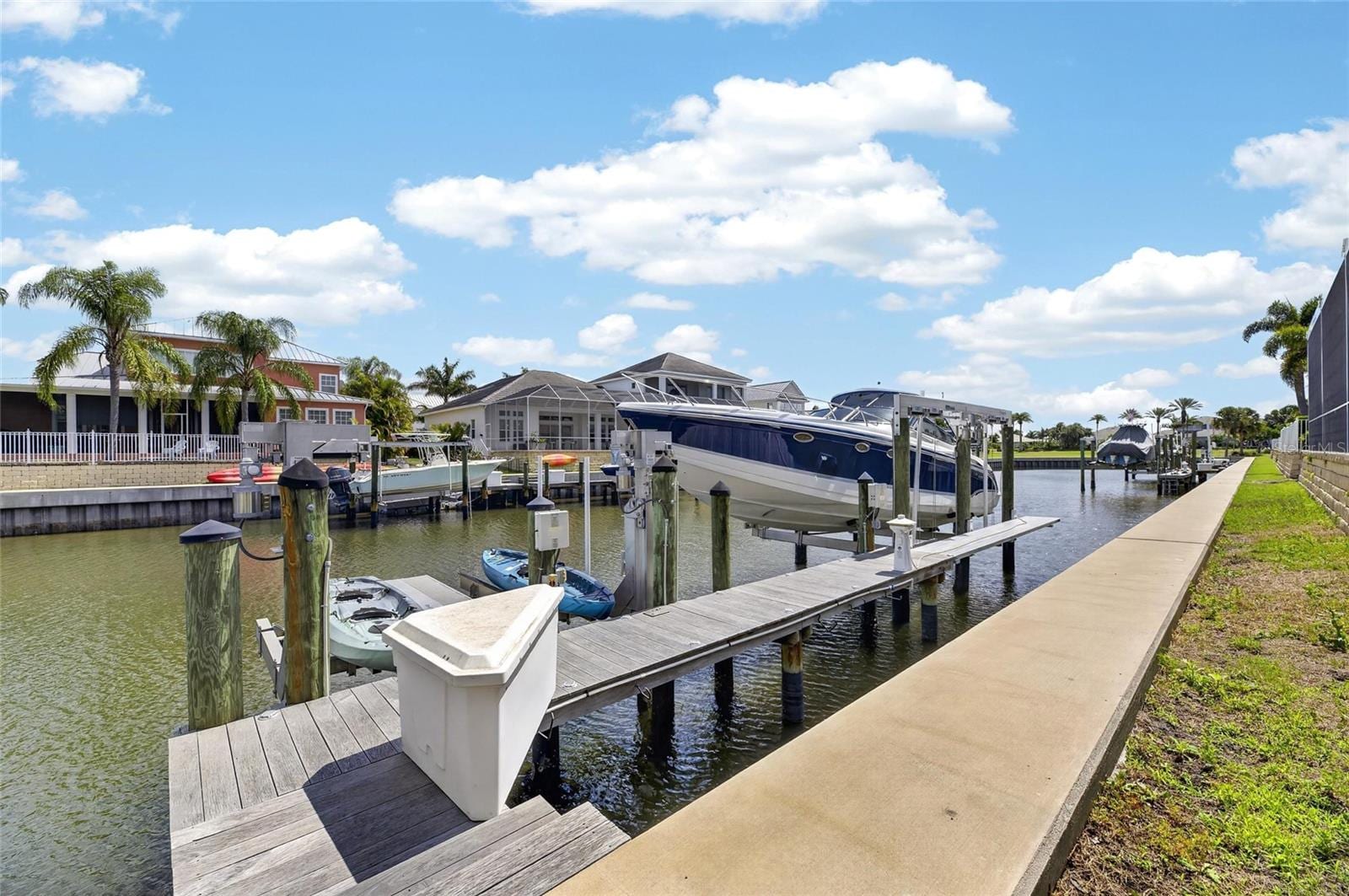 613 Balibay Rd photo 4
