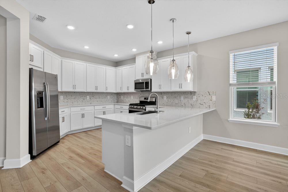 749 Steel Dr photo 3