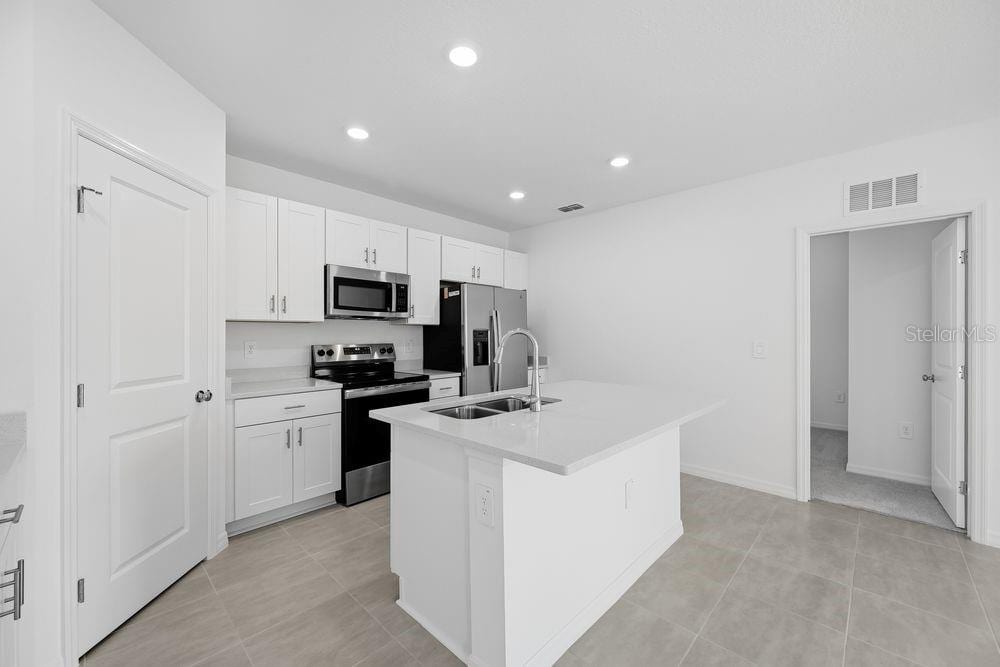 12423 Whisk CT photo 4