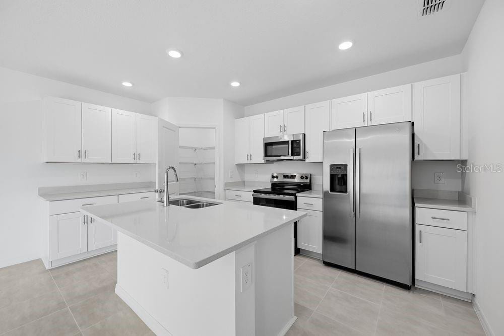 12423 Whisk CT photo 5