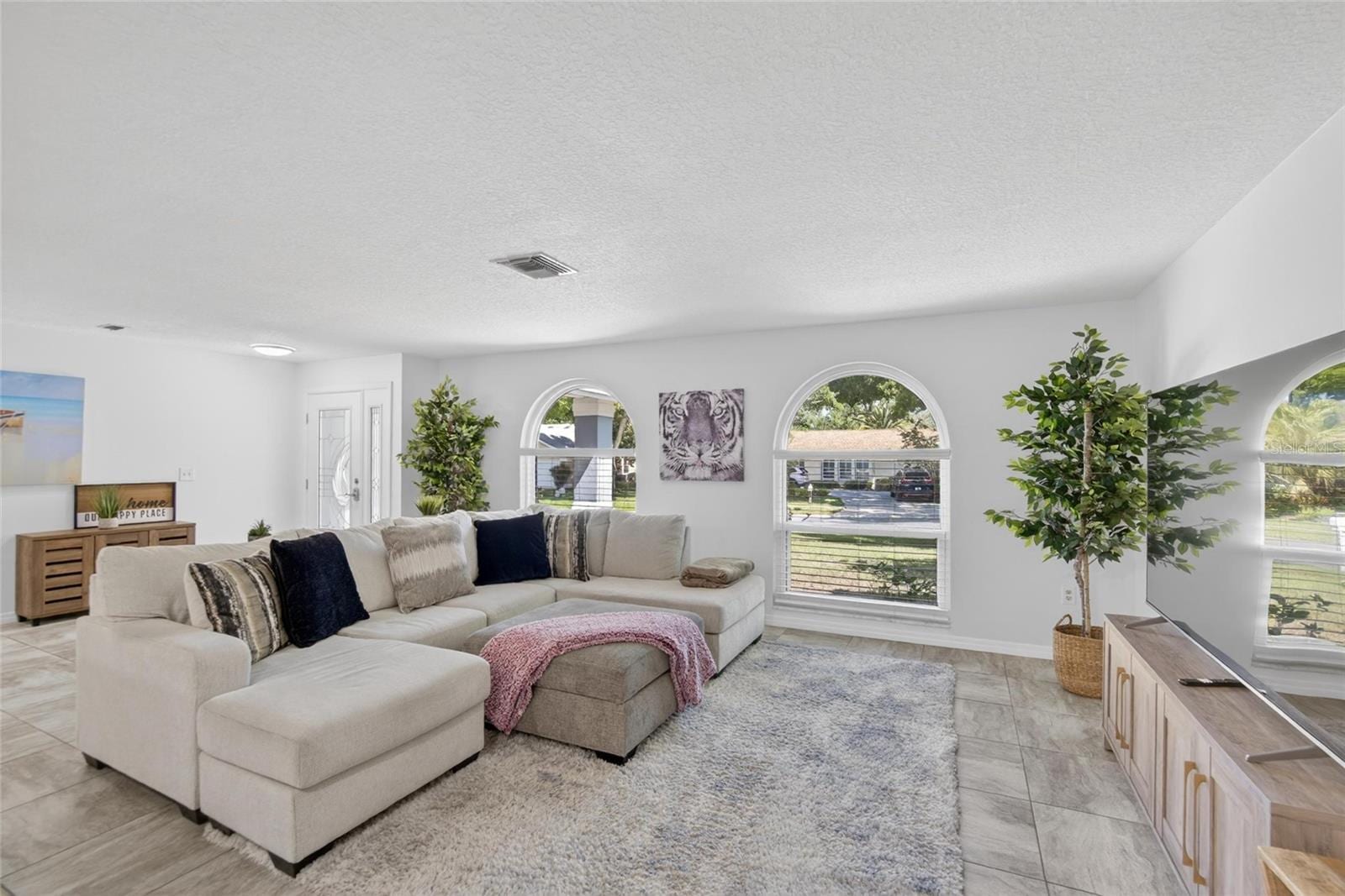 1668 Allens Ridge Dr N photo 5