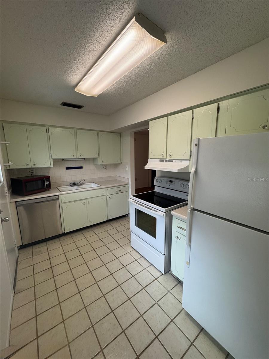 1126 King Arthur CT #413 photo 3