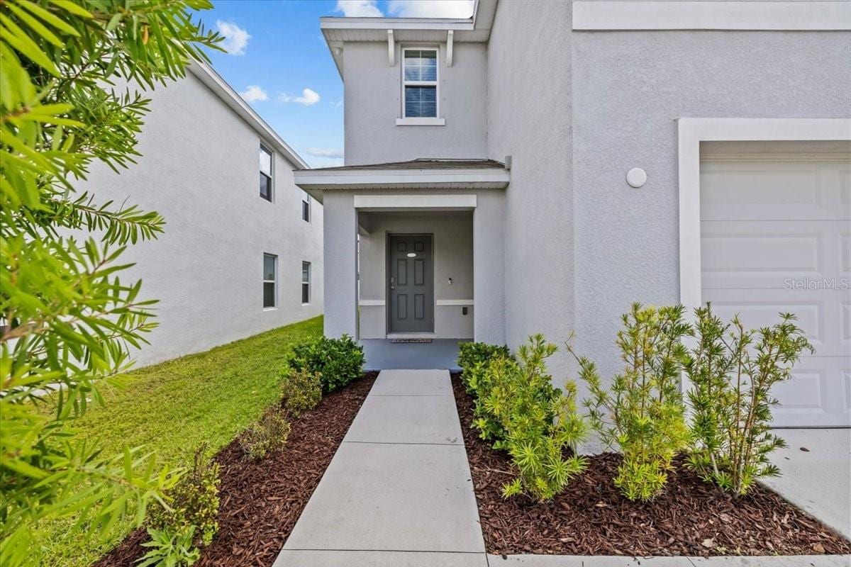 12148 White Cypress Pl photo 2