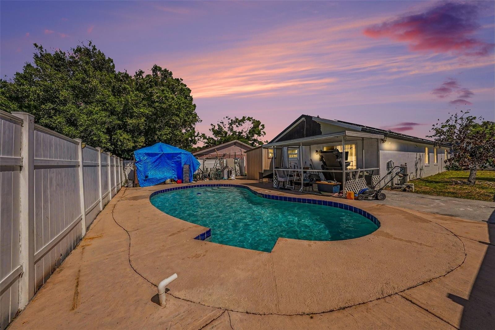 10119 Chimney Hill CT photo 2