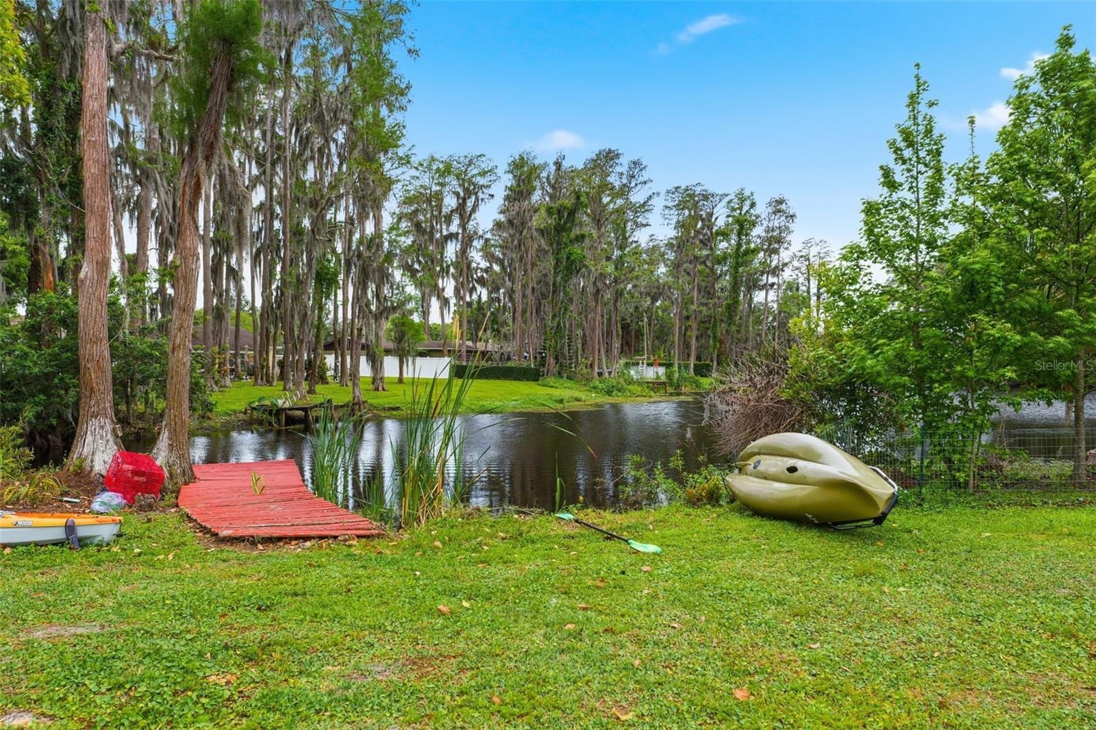 19003 Cedar Ln photo 3