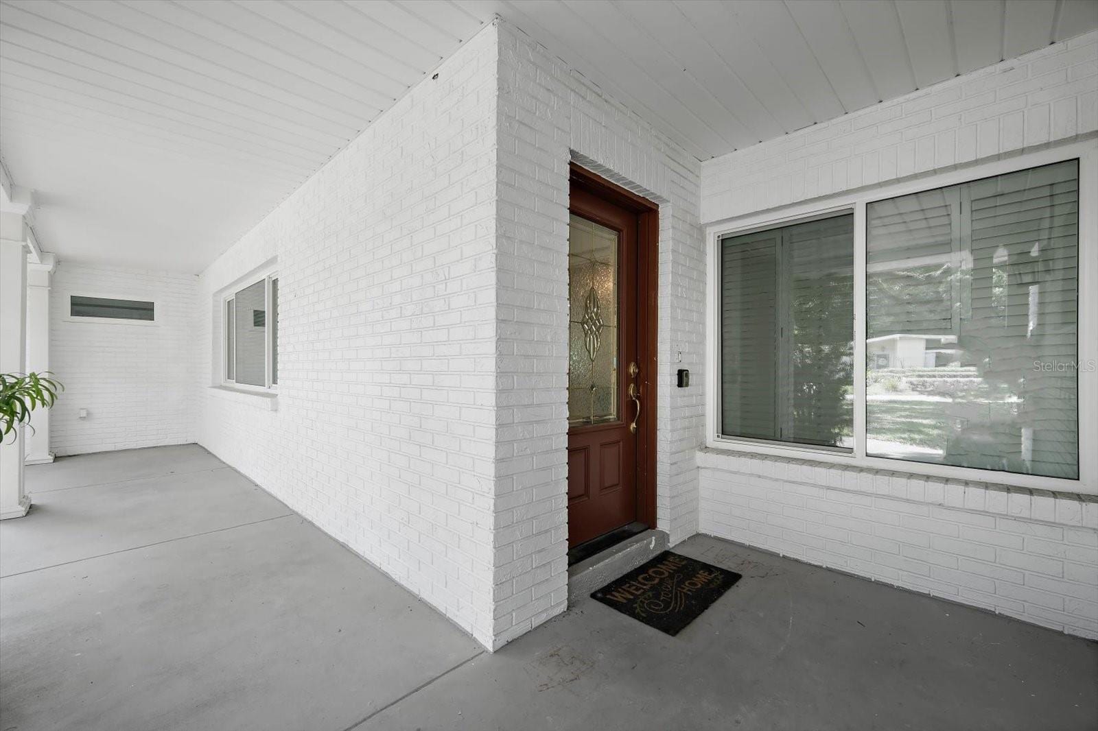 3315 W Beaumont St photo 4