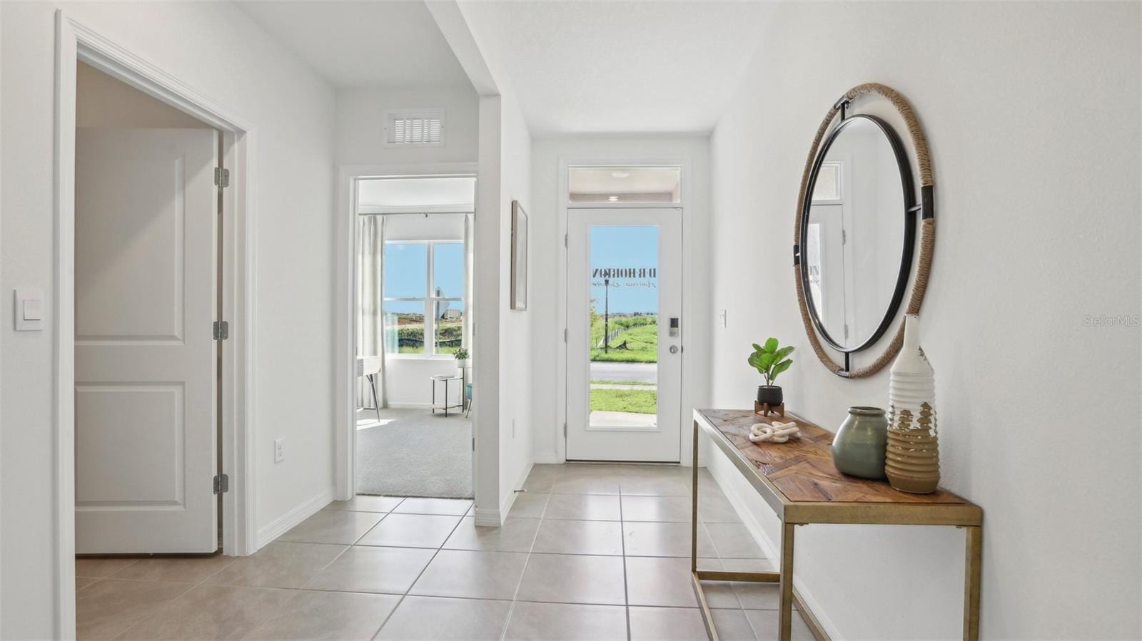 13609 New Jade Ave photo 2