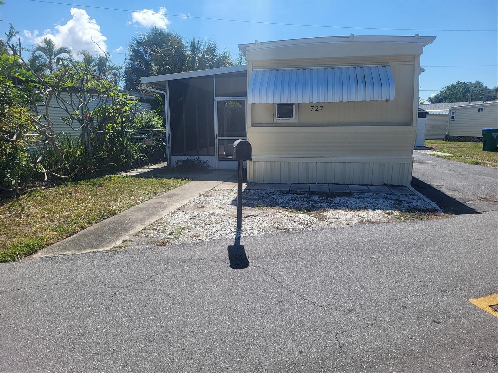 6580 Seminole Blvd #727 photo 2