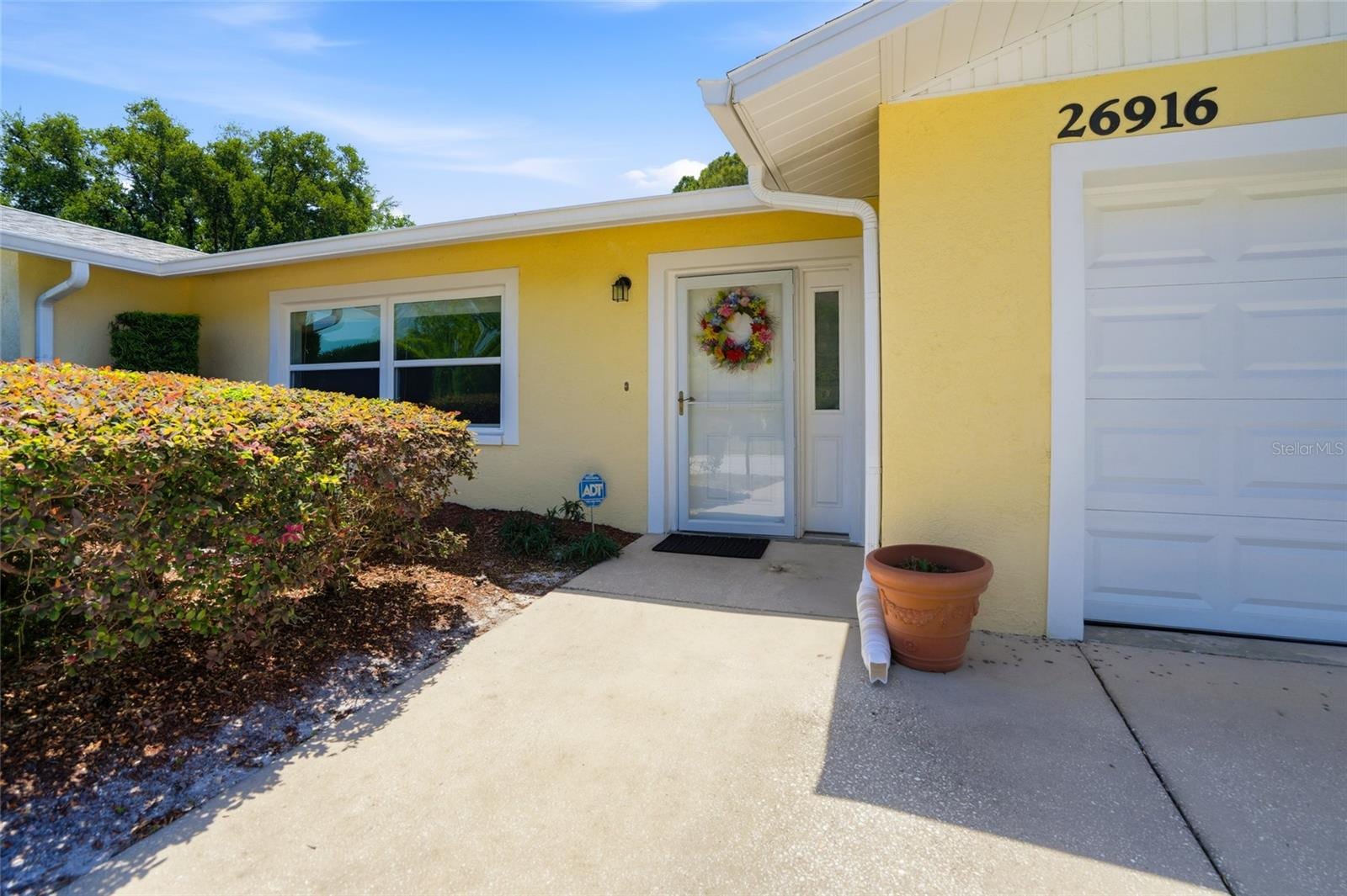 26916 Magnolia Blvd photo 4