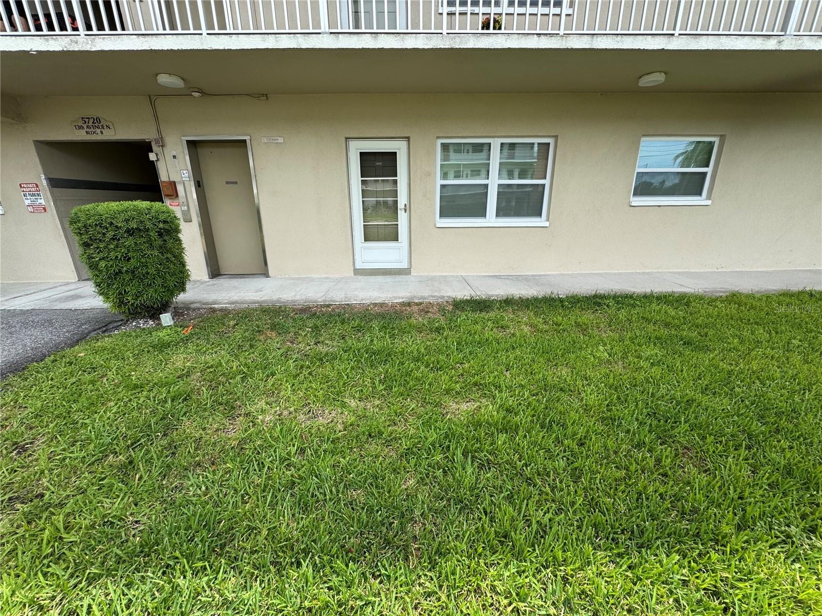 5720 13th Ave N #106B photo 2