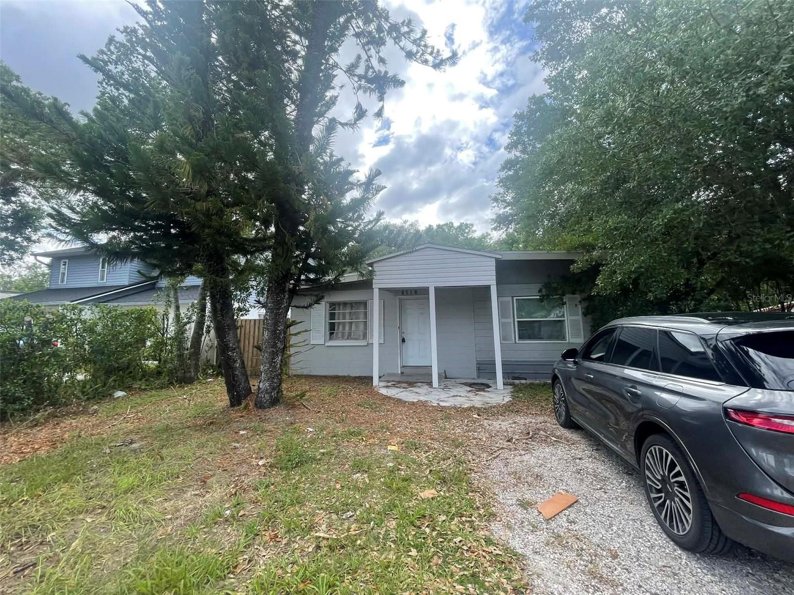 8716 N Tangerine Pl photo 2