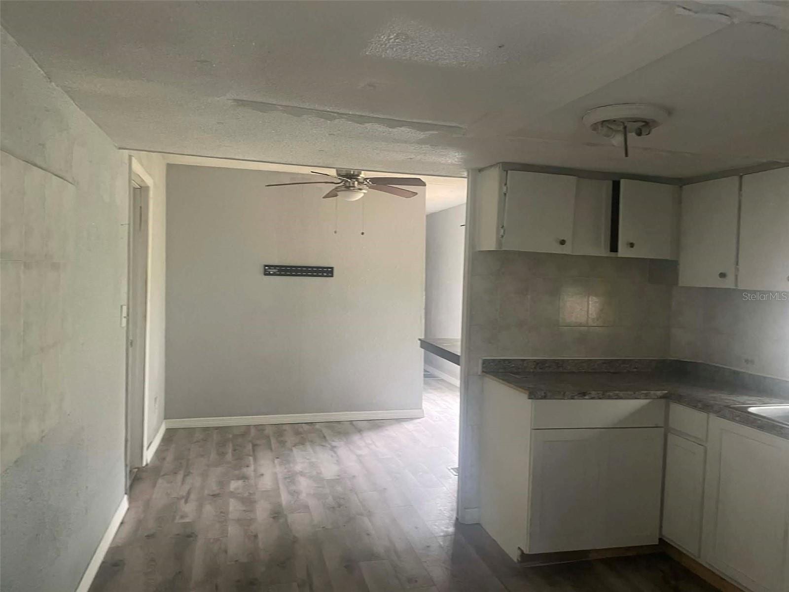 8716 N Tangerine Pl photo 3