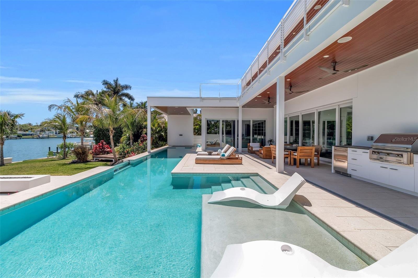 3631 San Remo Ter photo 4