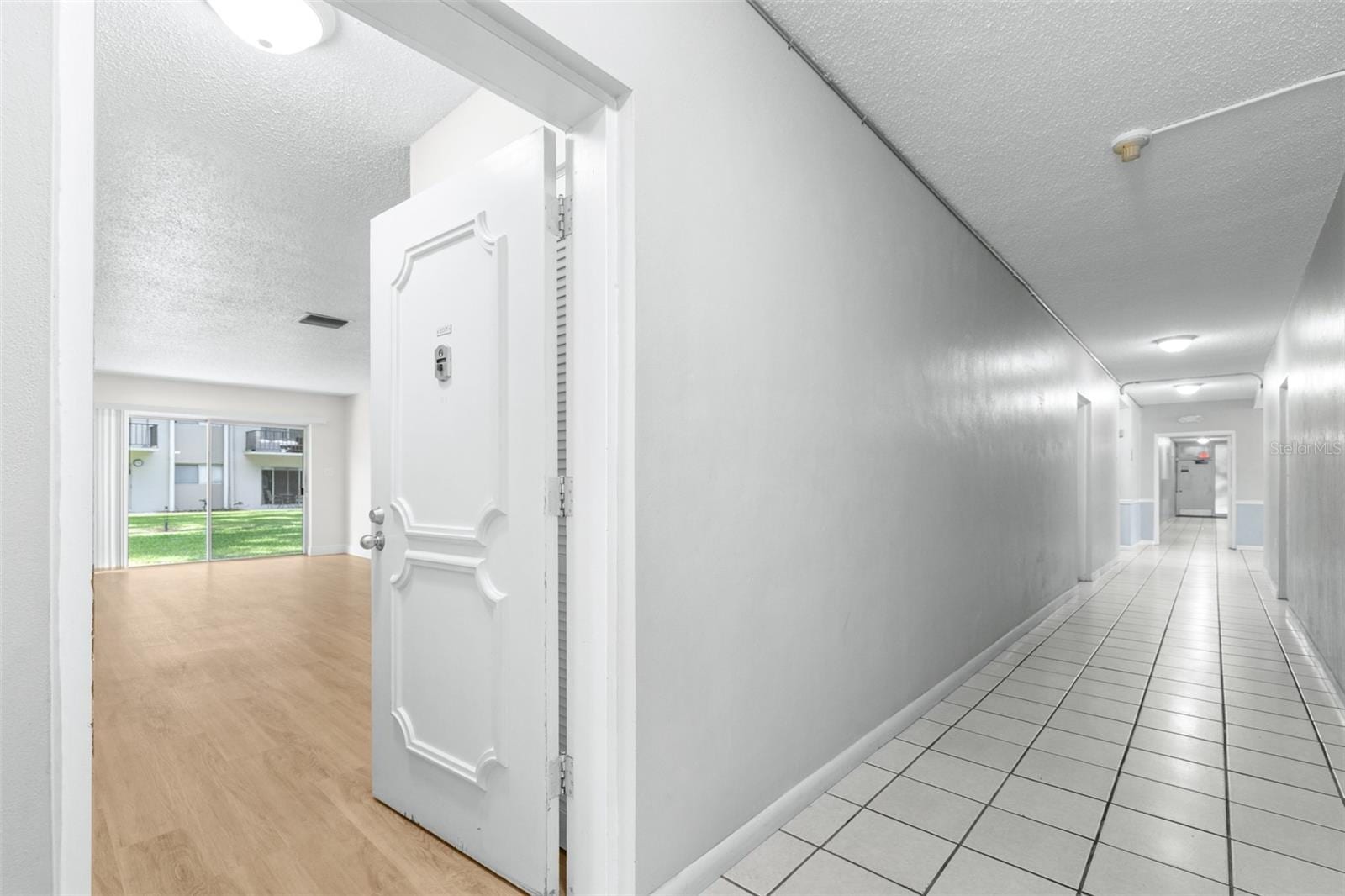 4606 W Gray St #107 photo 3