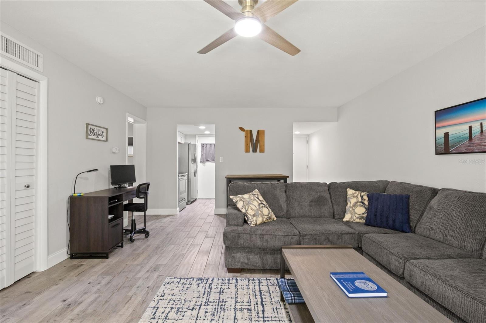 1147 King Arthur CT #204 photo 5