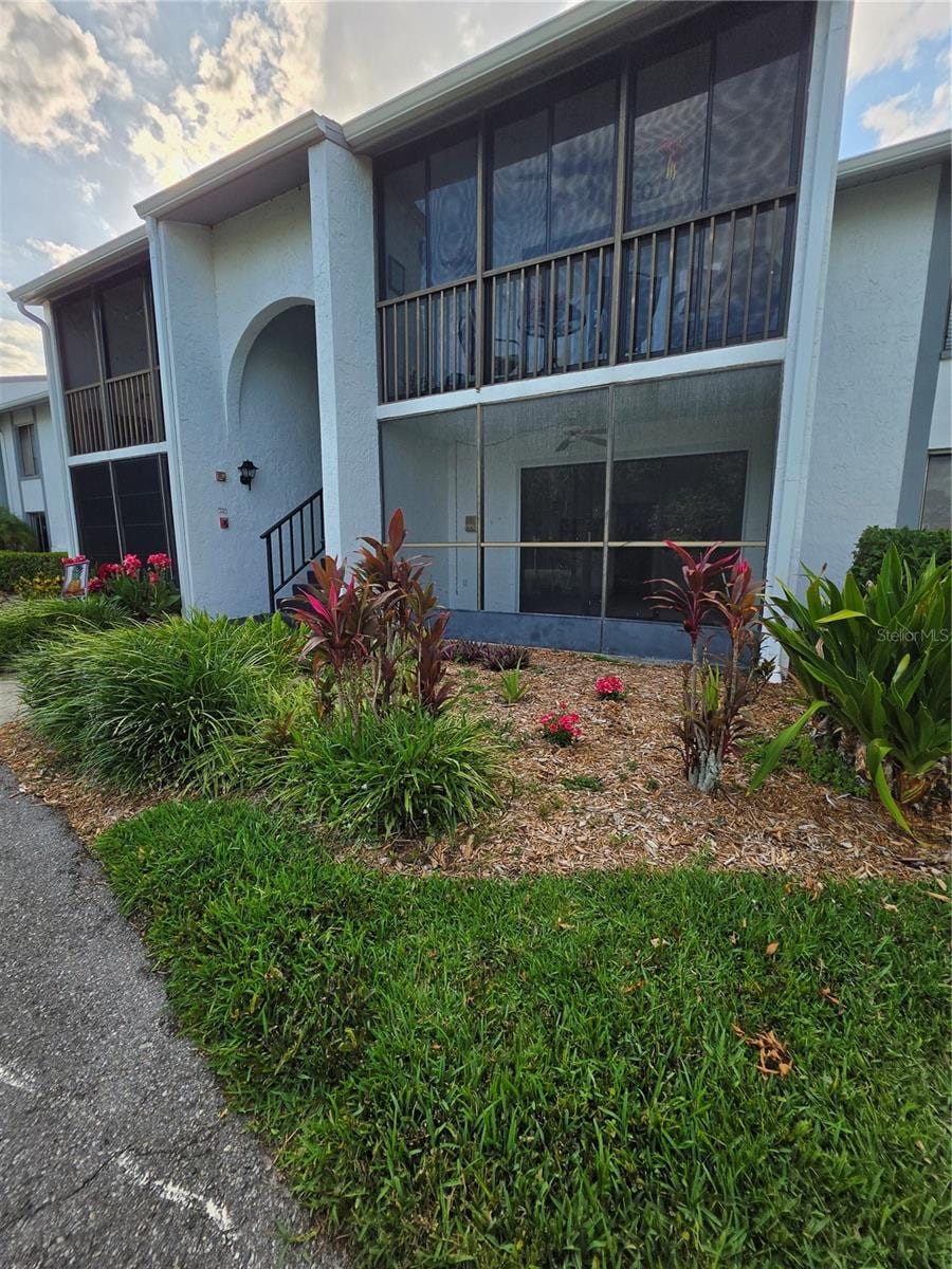 1281 Pine Ridge Cir E #B1 photo 3