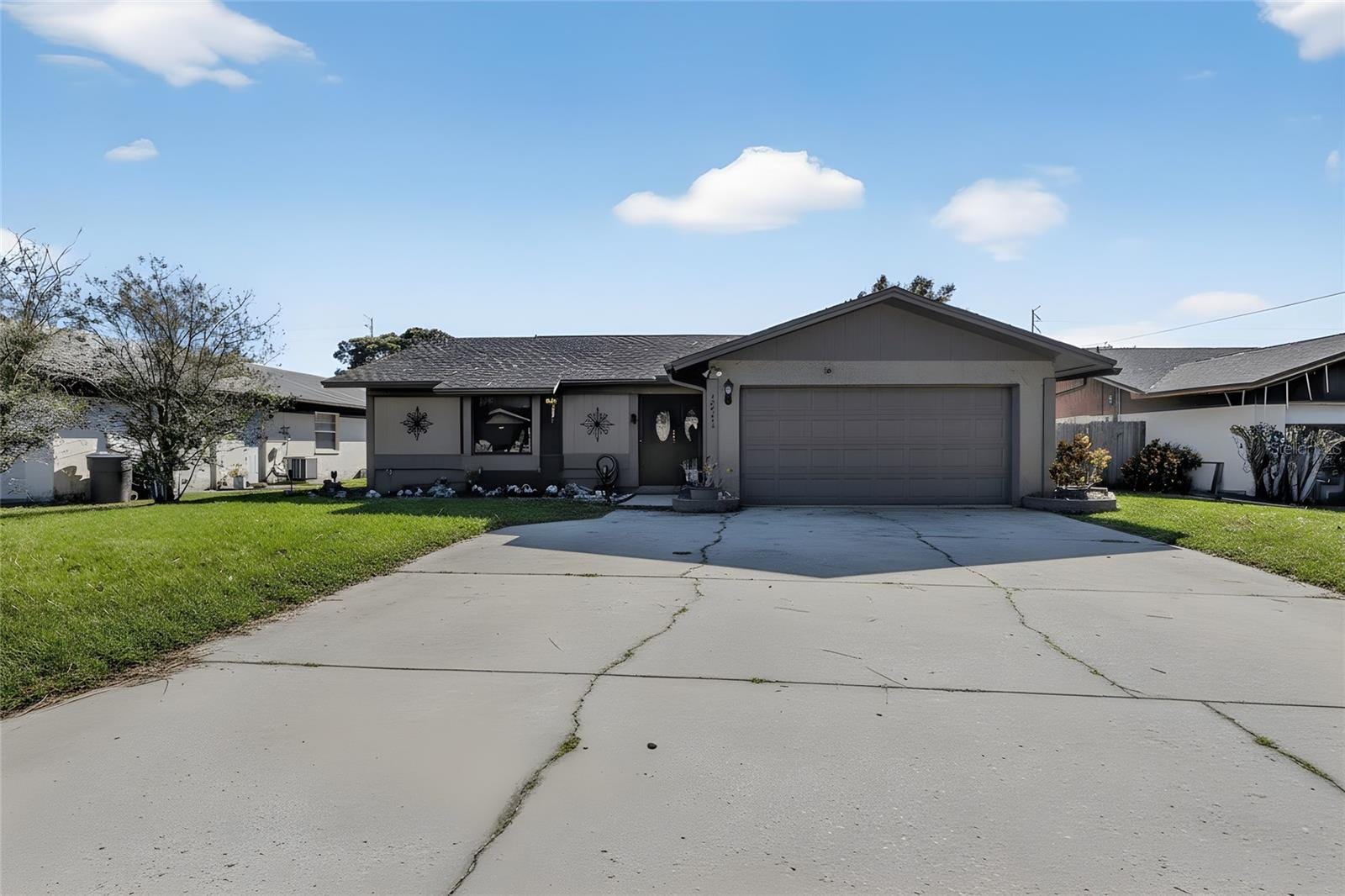 1241 Ohio Ave photo 2