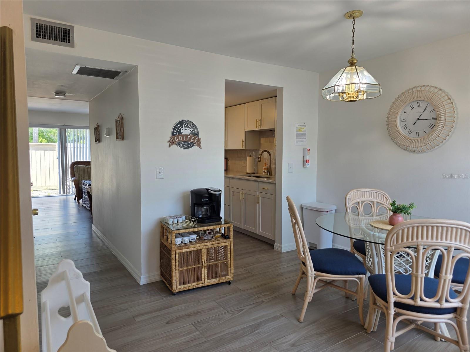 4215 E Bay Dr #1403 photo 3
