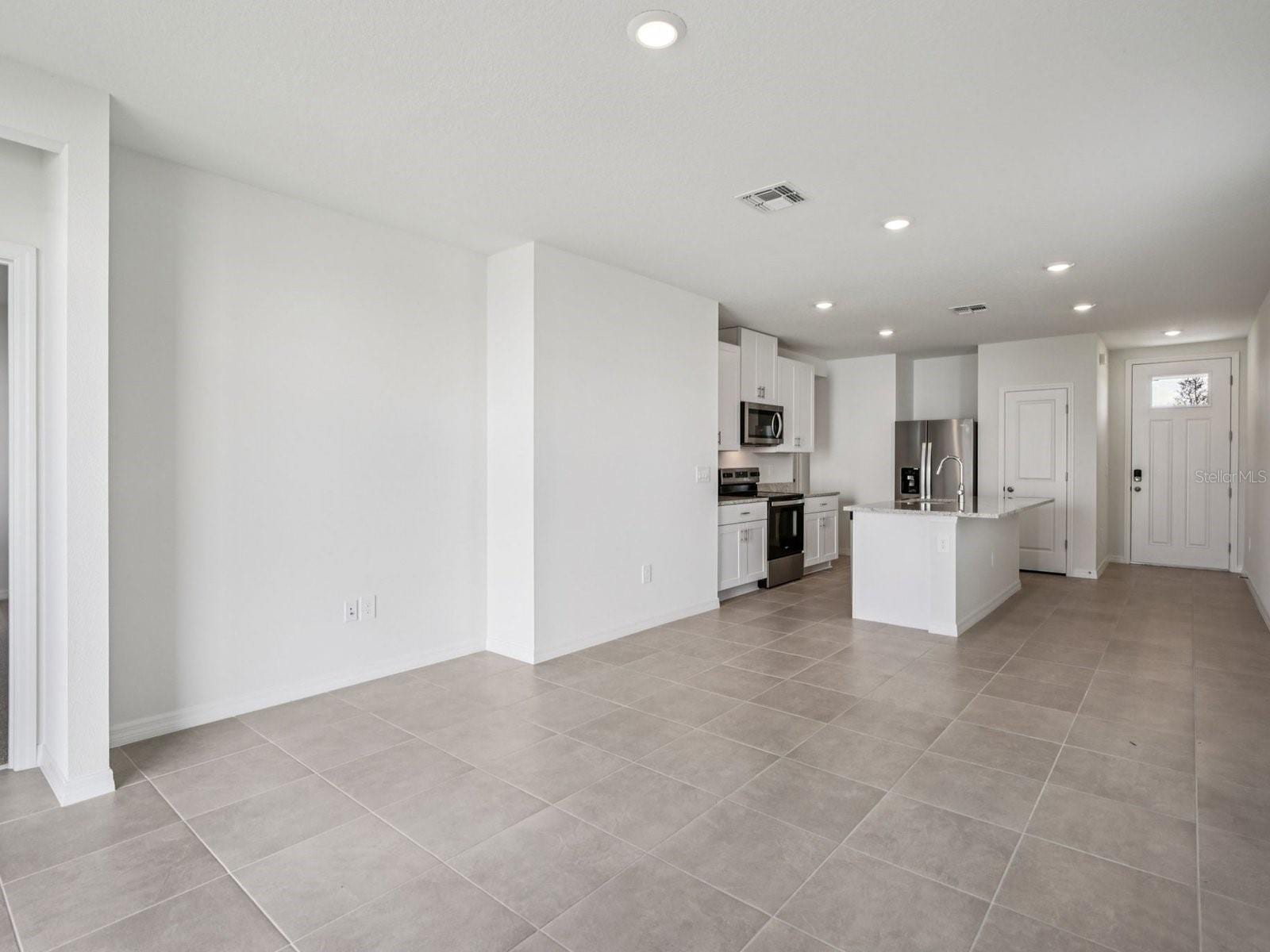 2834 Virginia Pine Dr photo 3