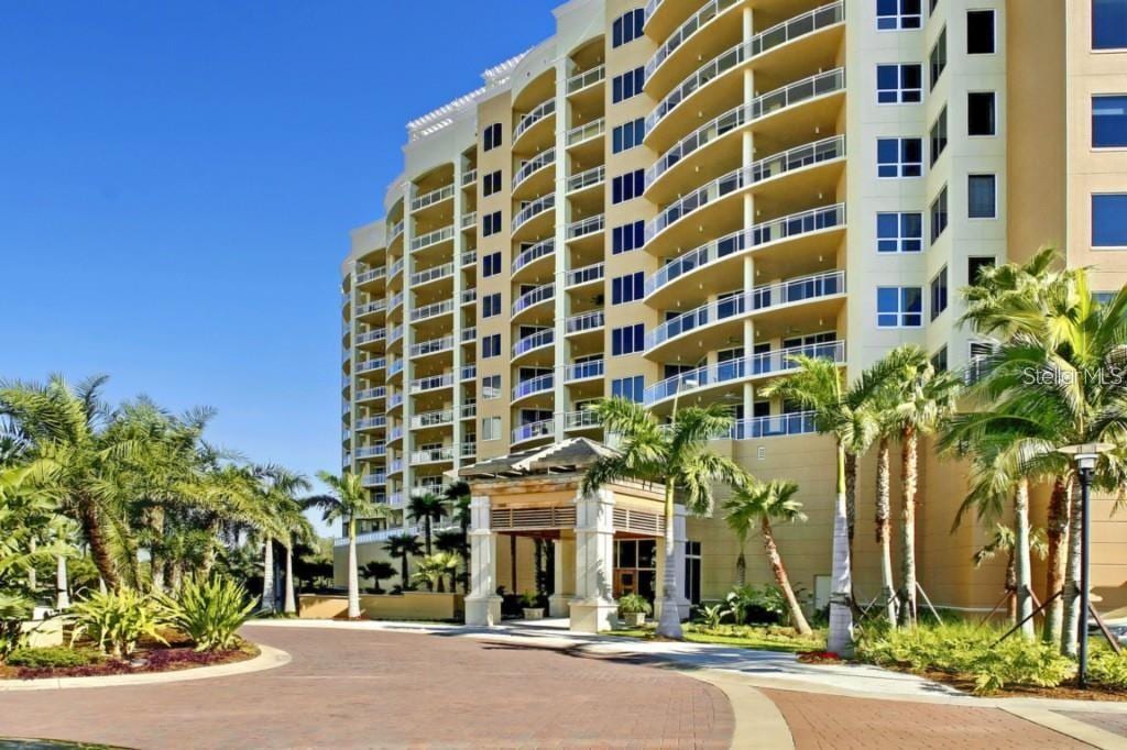 1300 Benjamin Franklin Dr #809 photo 2