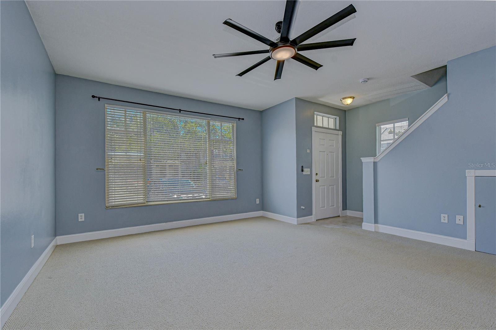 12473 Country White Cir photo 3