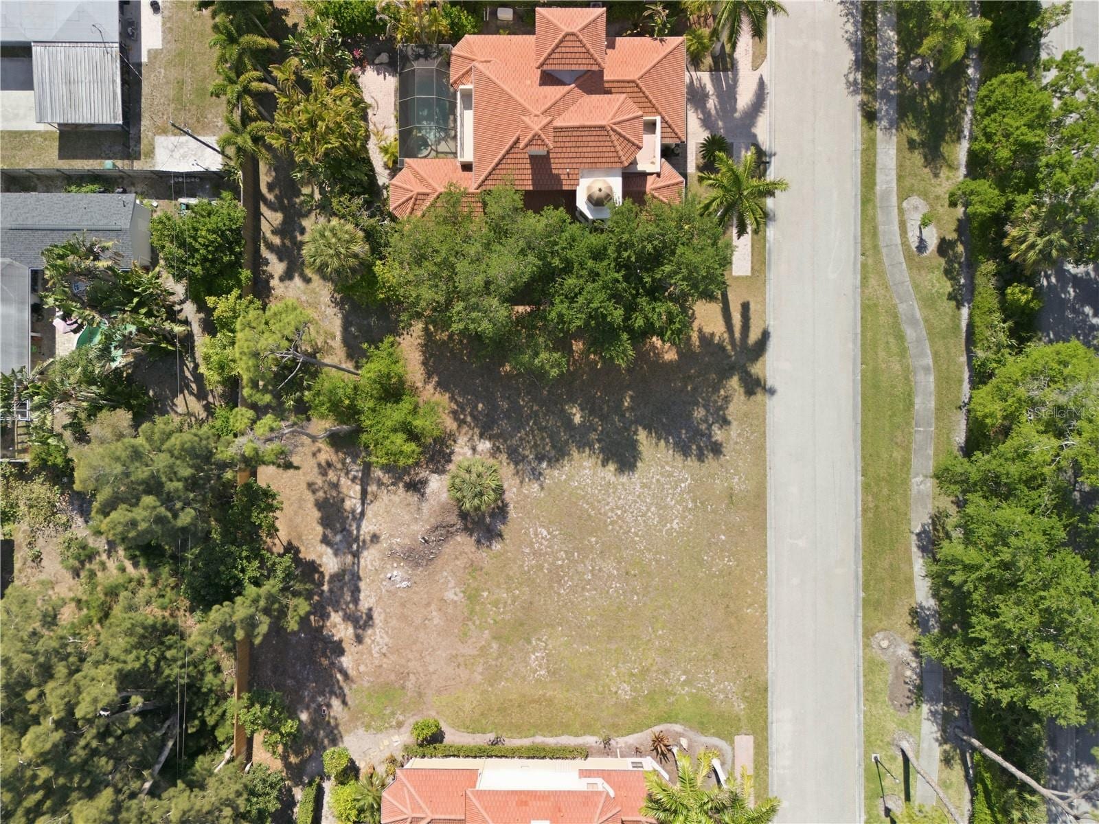 1740 Assisi Dr photo 5
