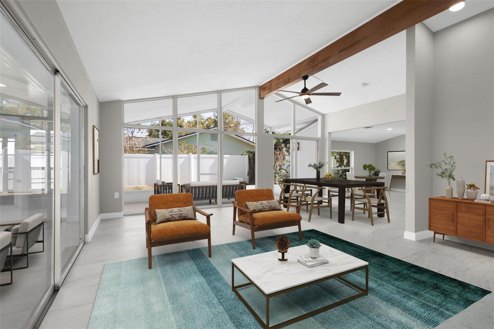 729 Spanish Main Dr photo 3