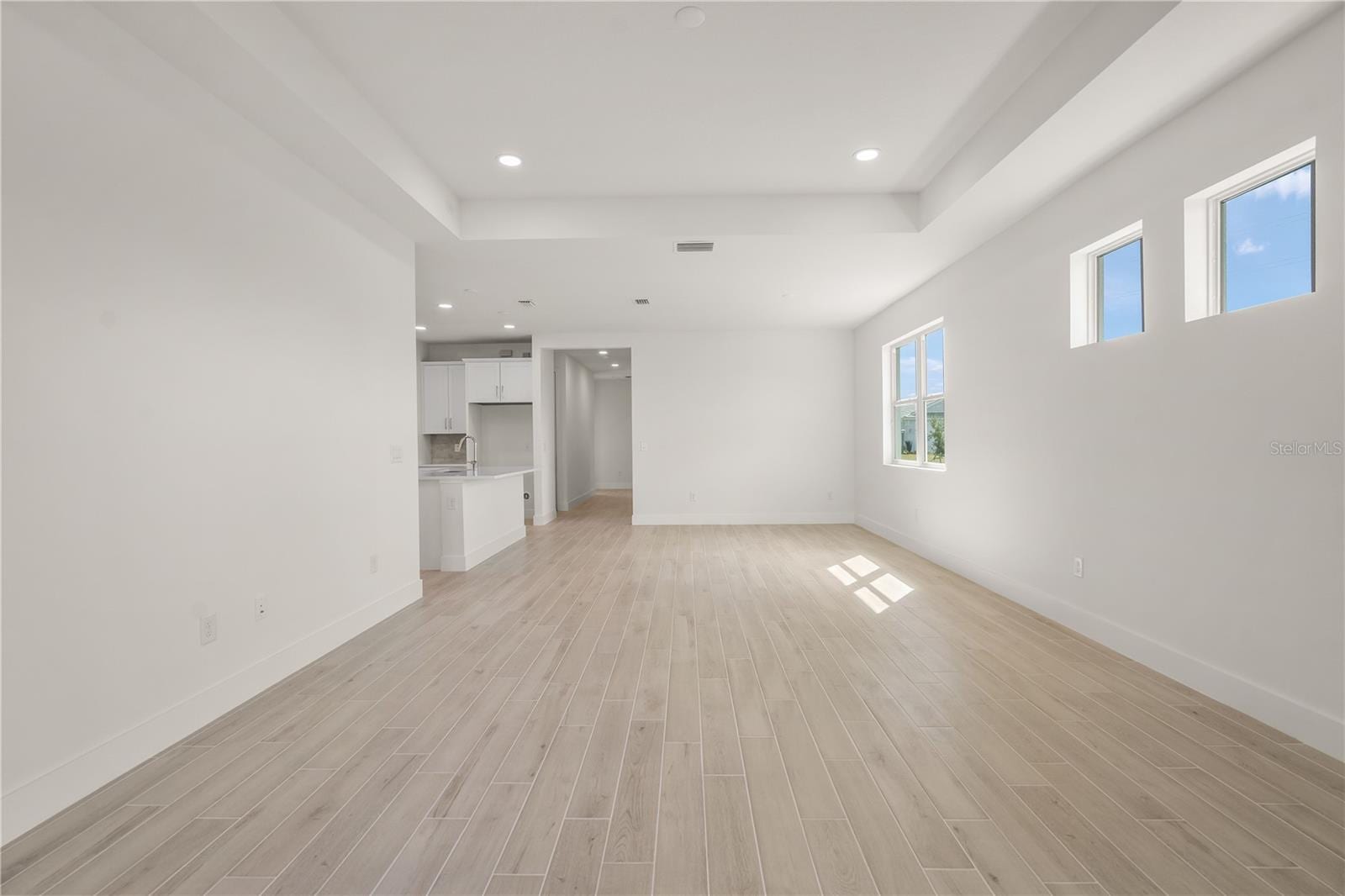 9500 Lunar Dove Dr photo 5