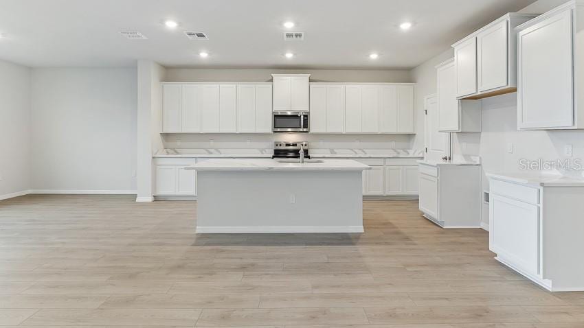 17163 James Trl photo 5