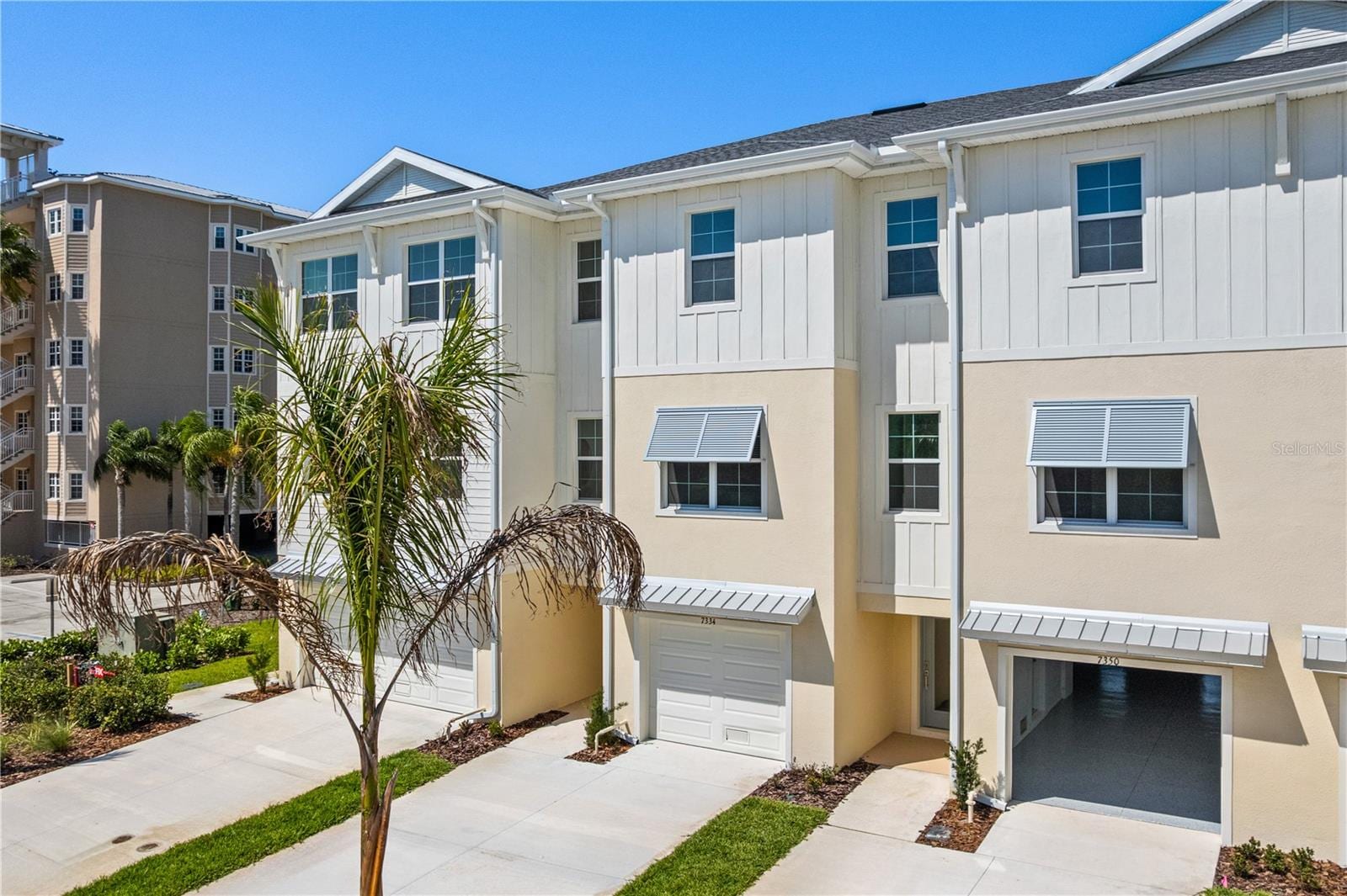 7334 Marathon Dr photo 3