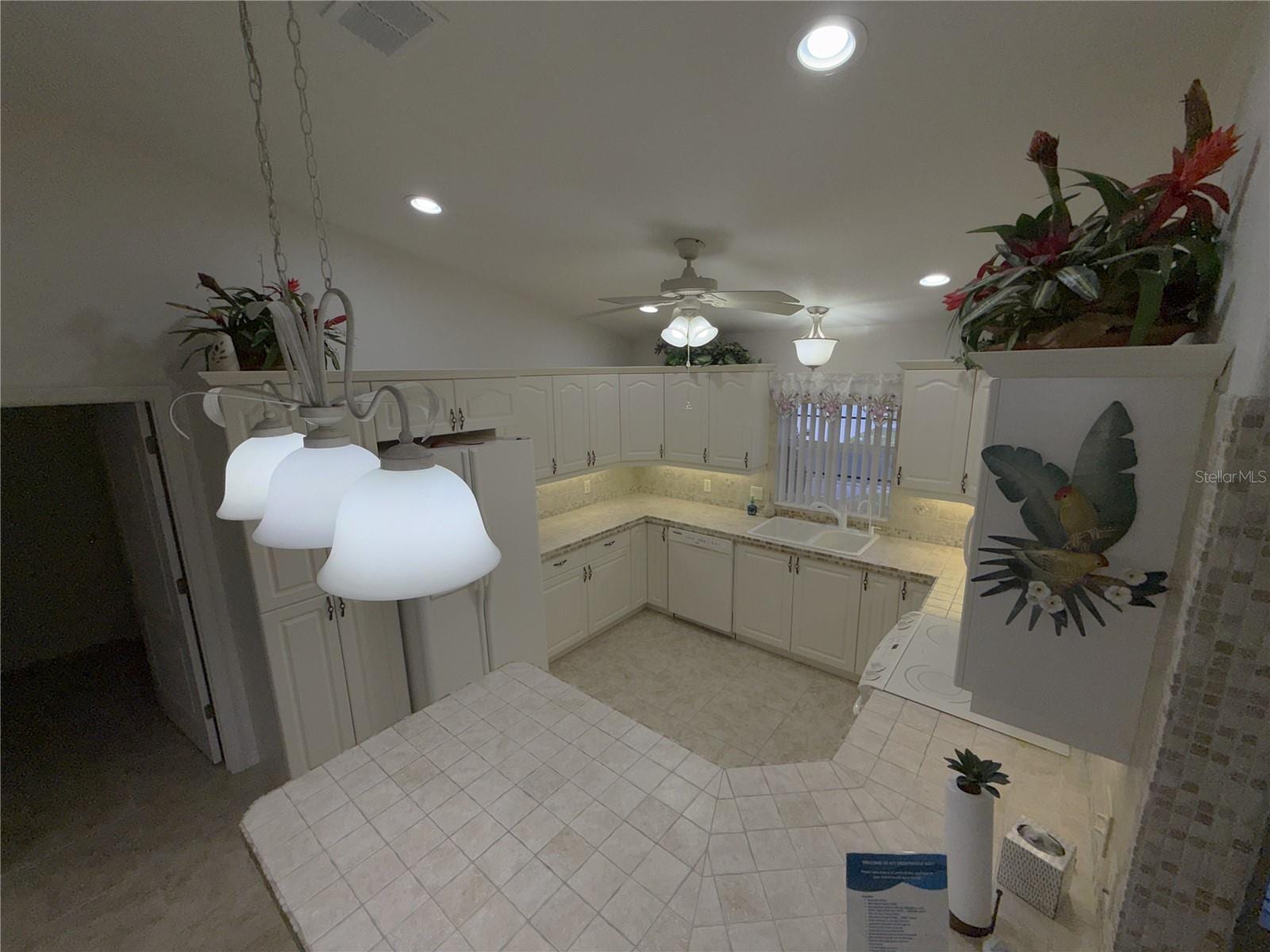 477 Sweetwater Way photo 5