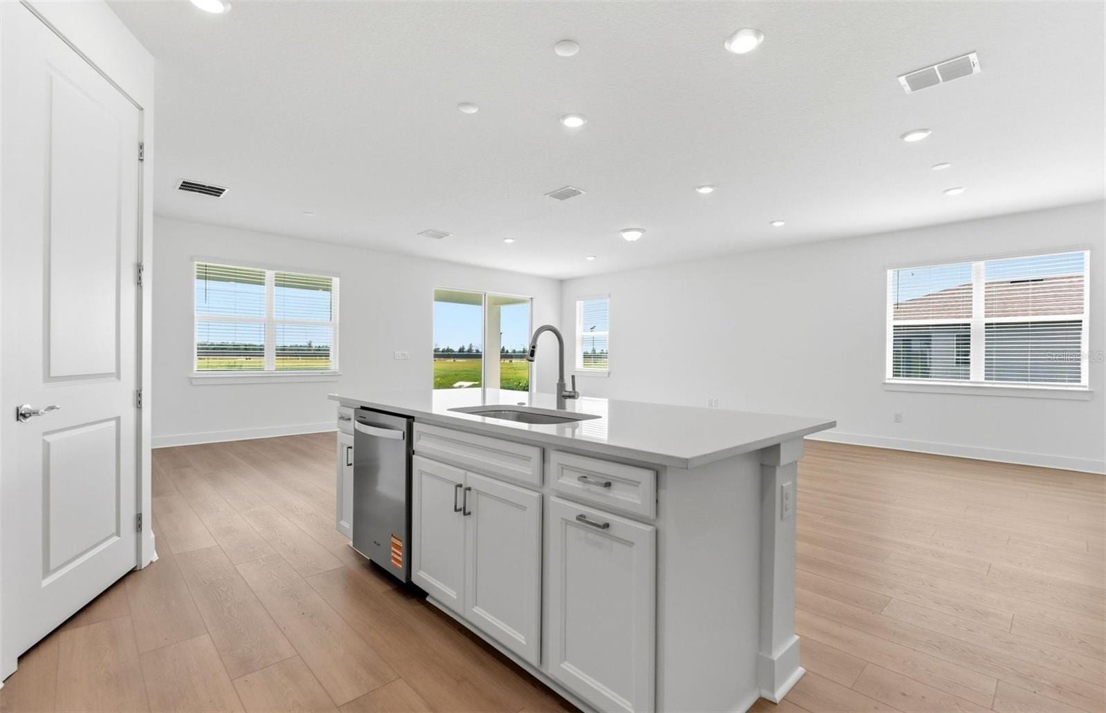 9939 Johnson Oaks Gln photo 4